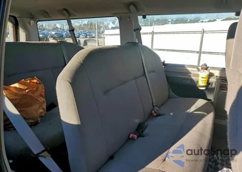 2011 Ford Econoline E150 Wagon из США, поврежденный, VIN 1FMNE1BL7BDA15929